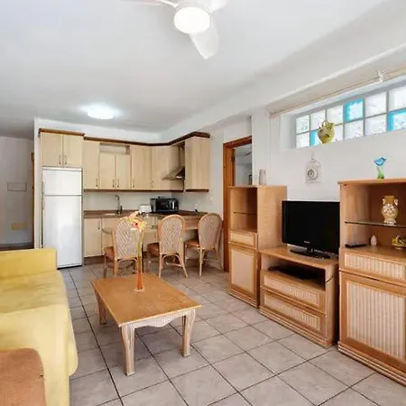 001, Club Atlantis, Puerto Colon, Adeje