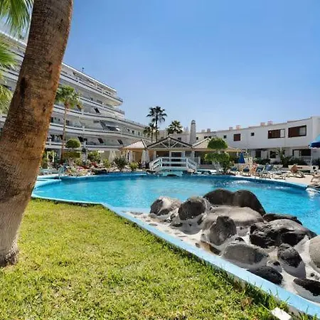 001, Club Atlantis, Puerto Colon, Adeje Costa Adeje (Tenerife)